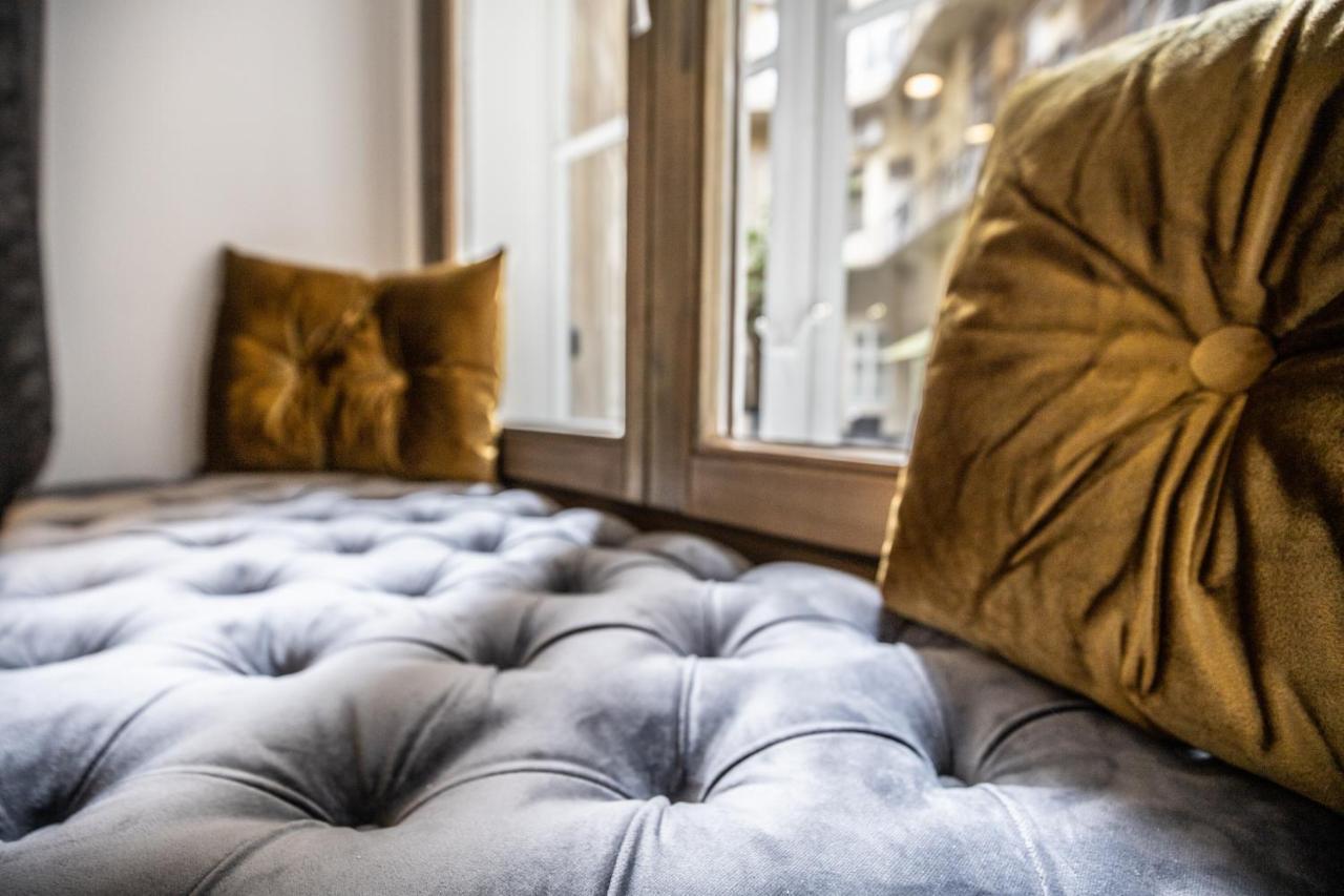 Bobo'S Luxury Apartment Budapest Luaran gambar